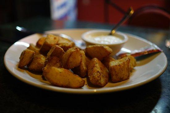 Lotus Cafe & Restaurant